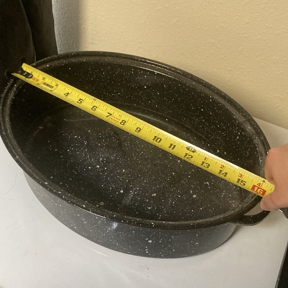 16 inch pot with lid and handles - Not Threshold brand - Picture 4 of 8